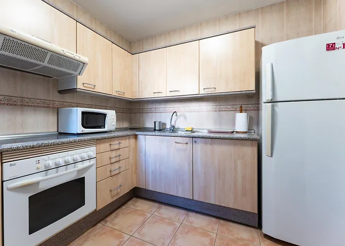 Apartment A Pocos Metros De La Playa Y Pista De Padel Fuengirola