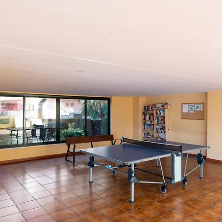 아파트 A Pocos Metros De La Playa Y Pista De Padel *