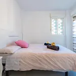 A Pocos Metros De La Playa Y Pista De Padel Апартаменты *